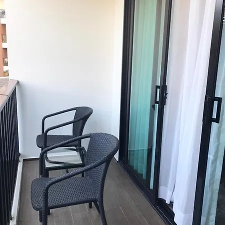 The Beach Condotel Kata 500 Maters To The Beach Exterior photo