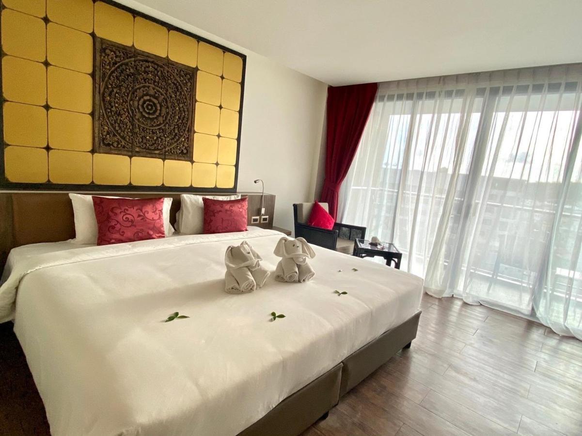 The Condotel 500 Maters To The * Pantai Kata
